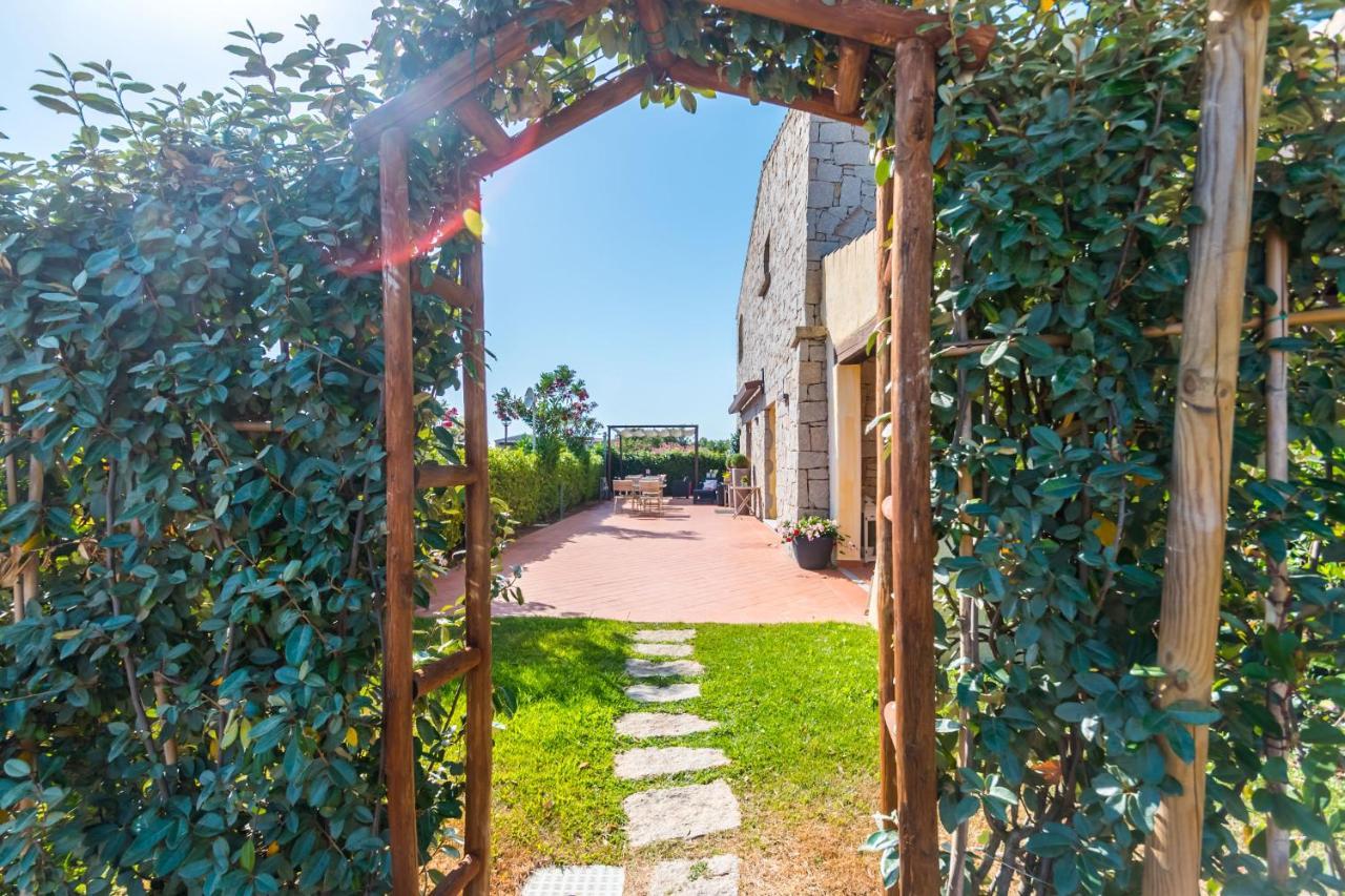 Relais del Borgo- Domo Porto San Paolo (Sardinia) Exterior foto